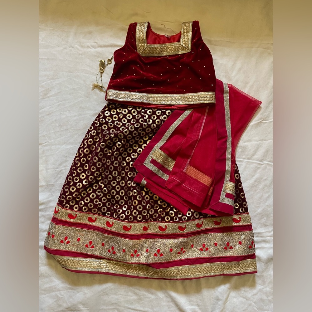 Leeghanga Chooli